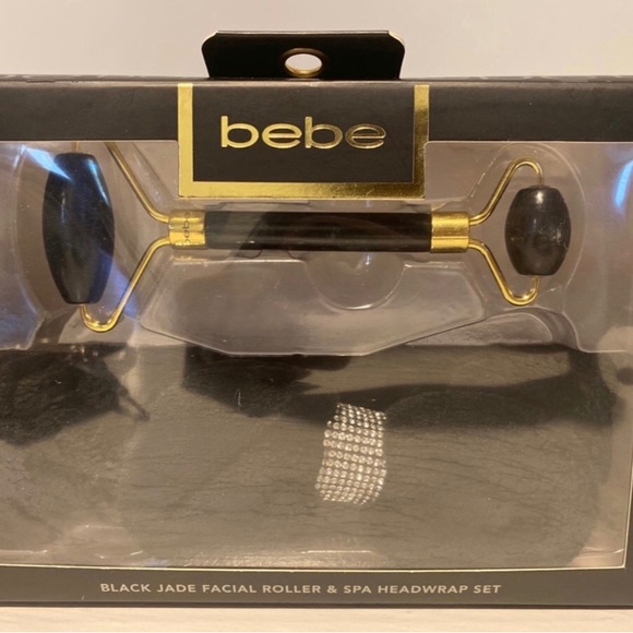 2/$20 Bebe Facial Roller & Spa Head Wrap Set| Size: OS | bebe - Picture 3 of 3